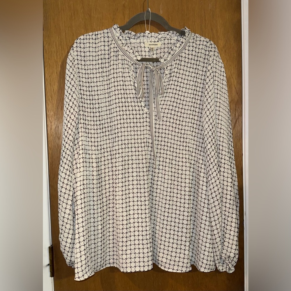 Max Studio Black and White Patterned Blouse, Size 2X